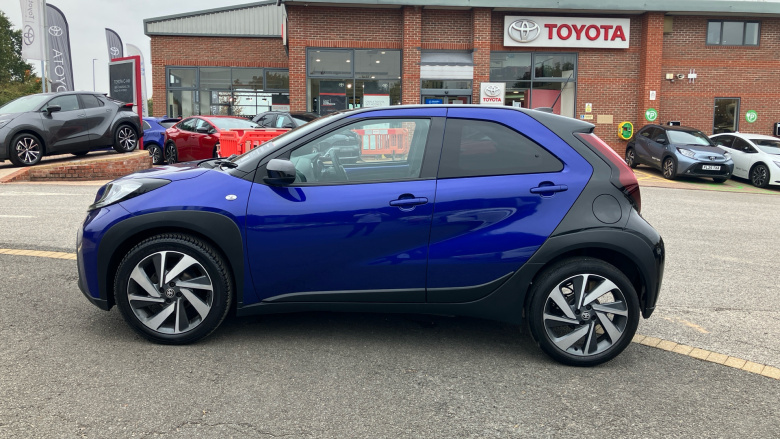 Toyota Aygo X 1.0 VVT-i Edge 5dr Petrol Hatchback